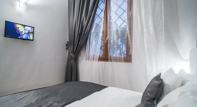 Trastevere Garibaldy Suite, Rezervovat Hotel Hotely v Lazio s parkováním, Parkování