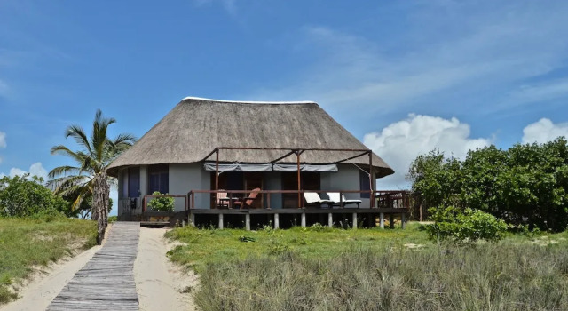 Вилла Luxury с балконом и рядом с пляжем Coral Lodge Mozambique