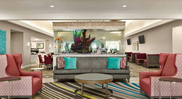 Homewood Suites by Hilton Fort Myers Airport/FGCU, 预订 酒店 迈尔斯堡 福特梅耶地区