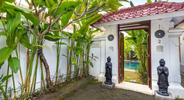 Villa Umara Seminyak Sun, Sand & Style: 5-min Walk to Beach!, Rezervovat Vila Chaty v Bali, Chalupa