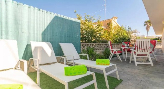 Вилла с 4 комнатами Casa Blanca -Port dAlcudia
