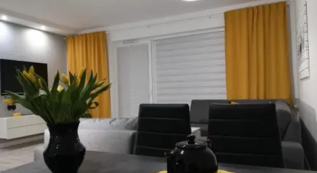 Luksusowy apartament z widokiem na jezioro