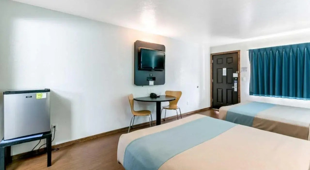 Motel 6 University Missoula, Забронировать Мотель Мотели Мизула, рядом с Dahlberg Arena, Мотель