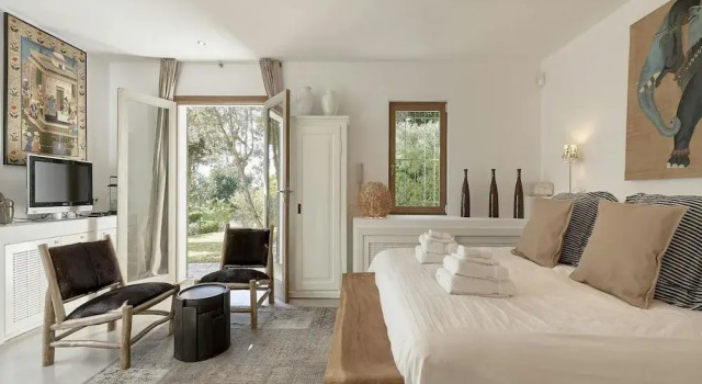 Holiday Home With Central Heating, Book Hotel Hotels in Ibiza with a Pool, Swimming Pool
