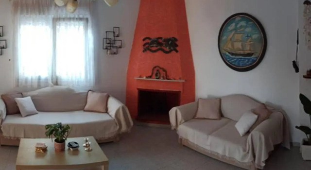 Spaceous house w/ balcony,fireplace&Lovely view, Book Hotel  