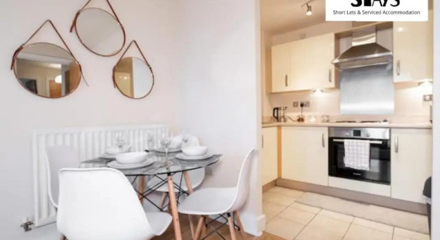 Cosy 2 bedroom apartment by One Choice Stays Serviced Accommodation Birmingham - City Centre - Wifi