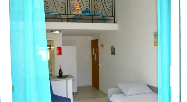 Номер Standard Дуплекс с балконом Utopia Kavos Hotel