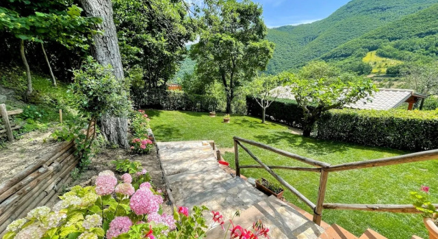 Spoleto Splash : Casetta/slps 4/5 Wifi/dishwasher - Beautiful Private Garden