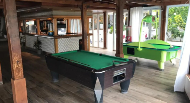 Студия Bamboli Holidays
