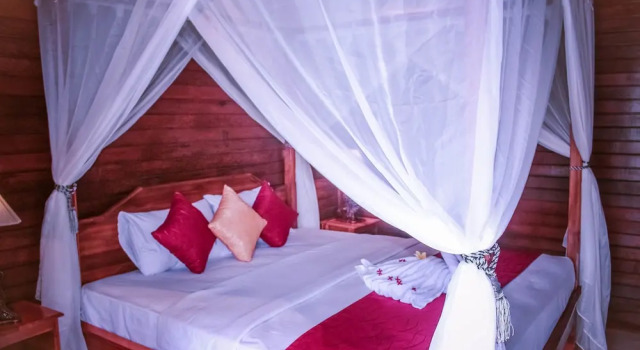 Двухместный номер Deluxe c 1 комнатой с видом на сад Boga Segara Villa And Resto
