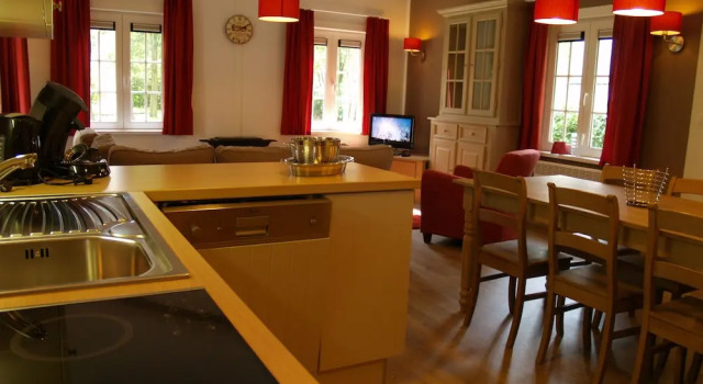 Бунгало Comfort с 3 комнатами Park Molenheide