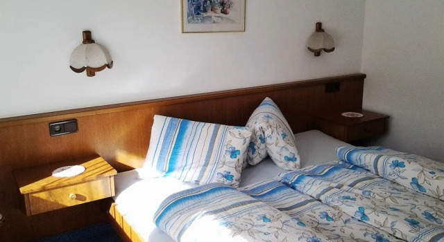 Gästehaus Raphaela, Забронировать Отель Отели Тироля 3 звезды, 3*