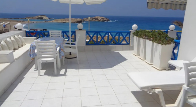 Апартаменты c 1 комнатой с видом на море Blue and White Studios & Apartments