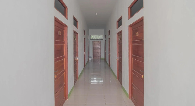 RedDoorz near RS Harapan Bersama, Prenota Hotel Hotel a Kalimantan con parcheggio, Parcheggio