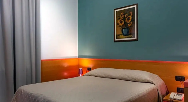 Hotel La Quercia, Buchen Sie Hotel Mozzo Provinz Bergamo