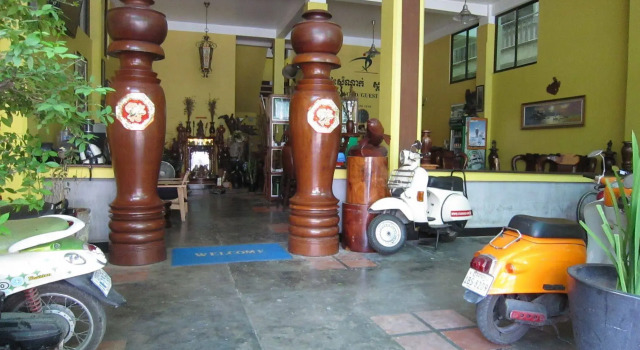 Star Wood Inn, Buchen Sie Hotel Hotels in Kandal mit Parkplatz, Parkplätze