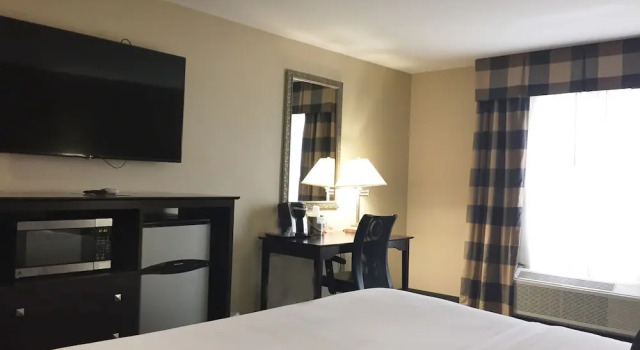 Двухместный номер Standard Country Inn & Suites Etown