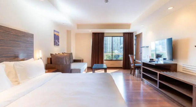 Полулюкс Journeyhub Sukhumvit 26, Bangkok