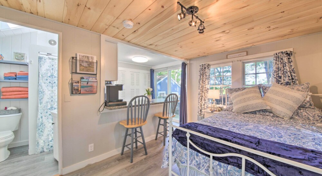 Lush Edgecomb Studio Cottage w/ Fire Table!, Reserva ahora Casa o chalet Edgecomb Maine