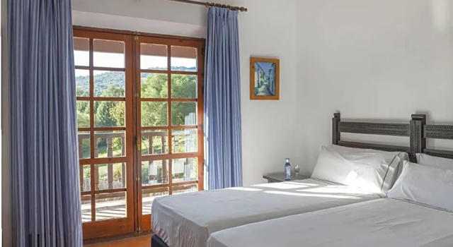 Трёхместный номер Standard Hotel Tugasa Las Truchas