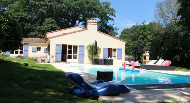 Villa Salamandre, Забронировать Вилла Виллы Сен-Себастьян-Сюр-Луар, Вилла