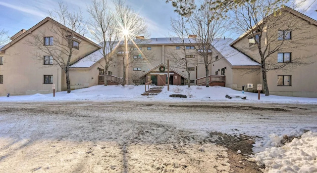 Renovated Dover Condo - Steps to Ski Shuttle!