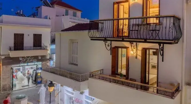 Archontissa studio in the old town