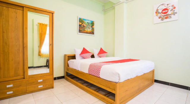 Люкс OYO 1419 Rhona Guest House Syariah