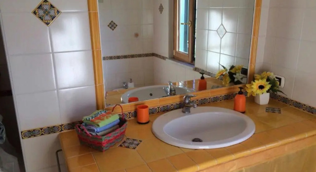 Коттедж Amalfi wonderful House