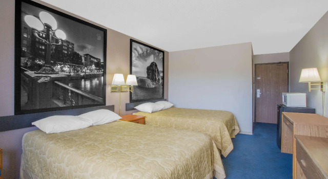 Четырёхместный номер Standard Super 8 by Wyndham Winnemucca NV