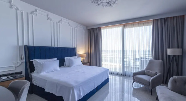 Номер Luxury Venn Boutique Hotel