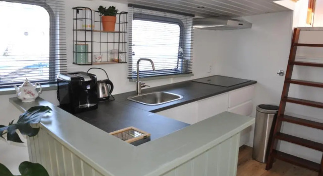 Private Lodge on Houseboat Amsterdam, Rezervovat Hotel Zeeburg 