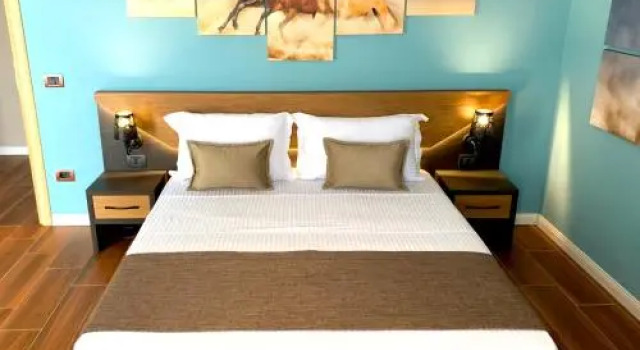 E.K.A Luxury Apartment 1, Rezerwuj Apartament Hotele w Durres County z parkingiem, Parking
