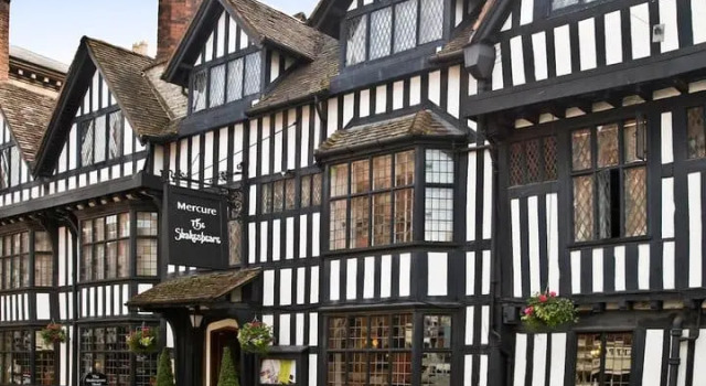 Номер Classic Mercure Stratford Upon Avon Shakespeare Hotel