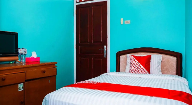 Penginapan Balai Sultan by OYO Rooms, Rezerwuj Hotel Pangkalpinang Sumatra