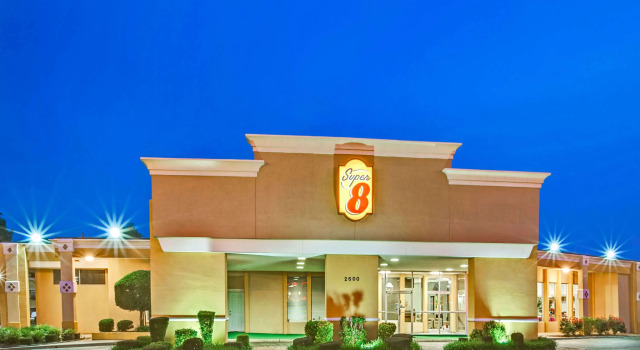 Super 8 by Wyndham Norman, Prenota Hotel Hotel a Norman con piscina, Piscina
