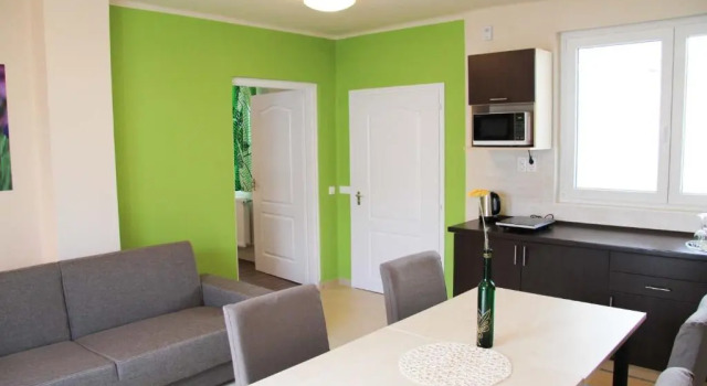 Írisz Apartmanház, Book Lejlighed Billige hoteller i Southern Great Plain