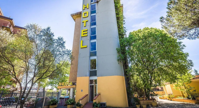 Hotel Real