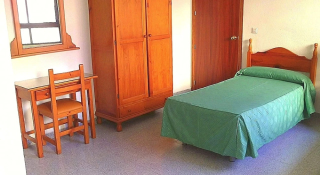 Hostal Centro Ejido, Prenota Ostello Hotel a Almería con parcheggio, Parcheggio