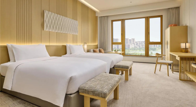 Двухместный номер Standard Secan Hotel Qingdao, Curio Collection By Hilton