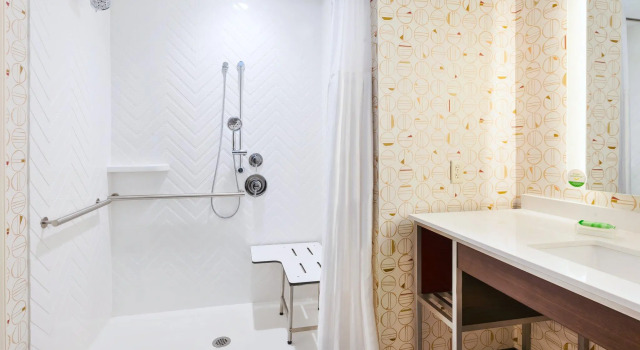 Двухместный номер Standard Holiday Inn & Suites - Toledo Southwest - Perrysburg by IHG