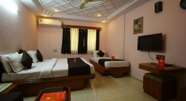 Hotel Upasana, Rezervovat Hotel Hotely v Gujarat s parkováním, Parkování