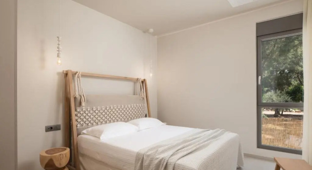 Artemis Villa, Beachfront Retreat with Heated Pool, By ThinkVilla, Book Hotel Tavronitis West Crete