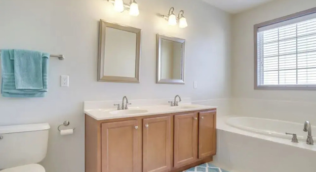 Апартаменты 2 Mi to Rehoboth Beach: Updated Condo w/ Pools