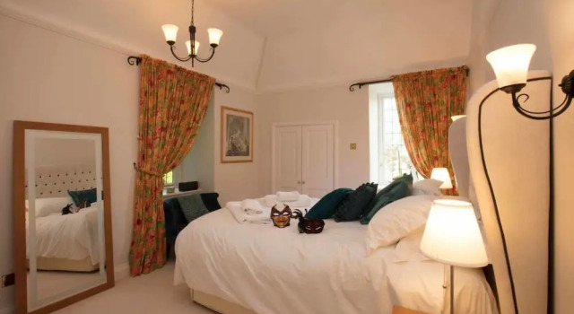 Sunningdale Mansion, Book Hotel Hoteller i Ascot med parkering, Parkering