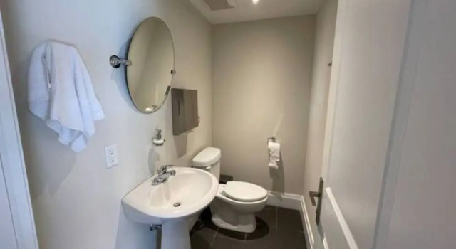 Номер Standard Chic Two Bedroom Downtown Condo