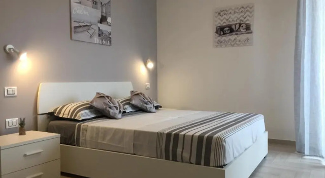 Le Domus Modern Apartments Cagliari, Забронировать Апартаменты/квартира Отели Куарту-Сант-Элена с парковкой, Парковка