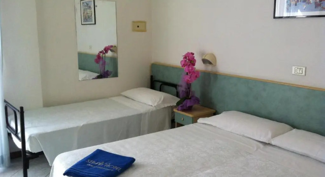 Трёхместный номер Standard Strand Hotel