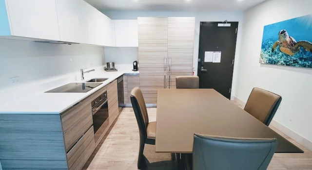 Номер Deluxe c 1 комнатой с балконом CH Luxury Condos & Studios On The Beach
