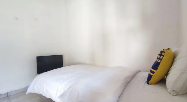 SPOT ON 93016 Griya Kamboja Cijantung, Book Hotel Jakarta Jakarta Province